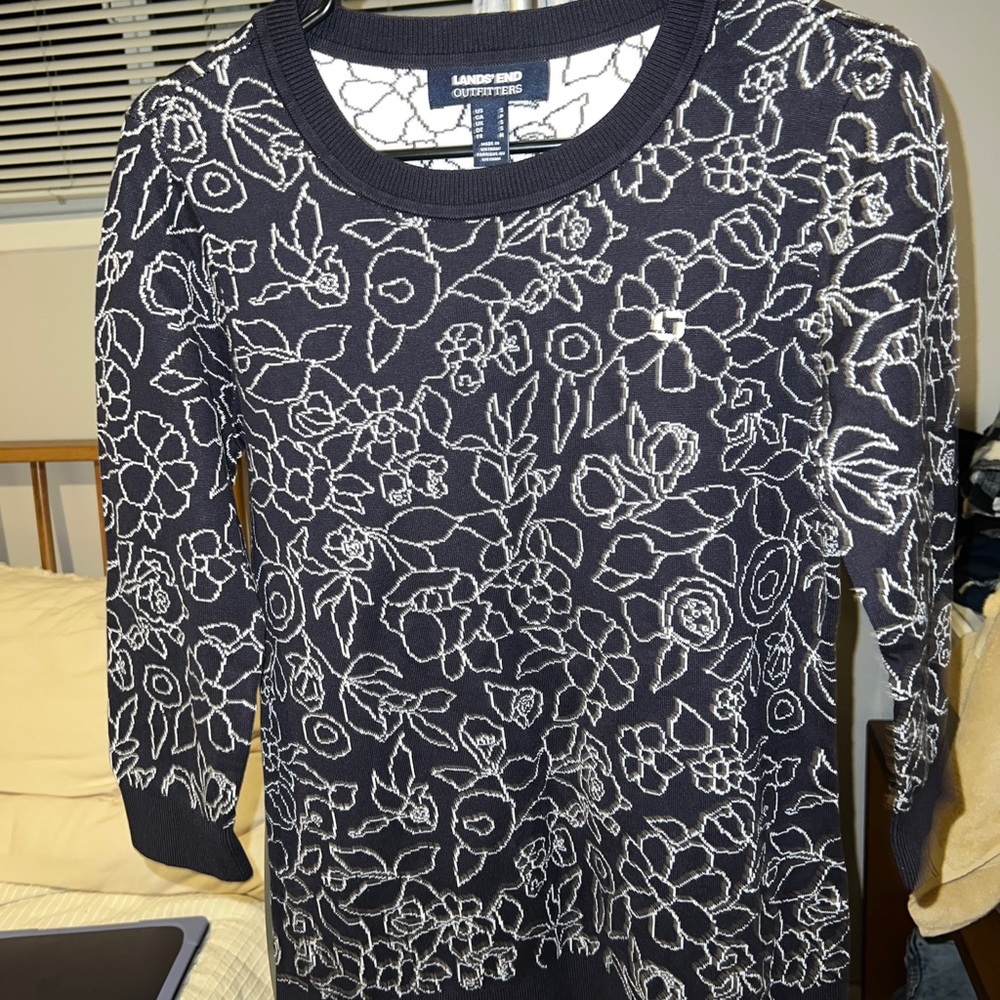 Chase sweater